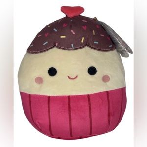 squishmallow elpha cupcake